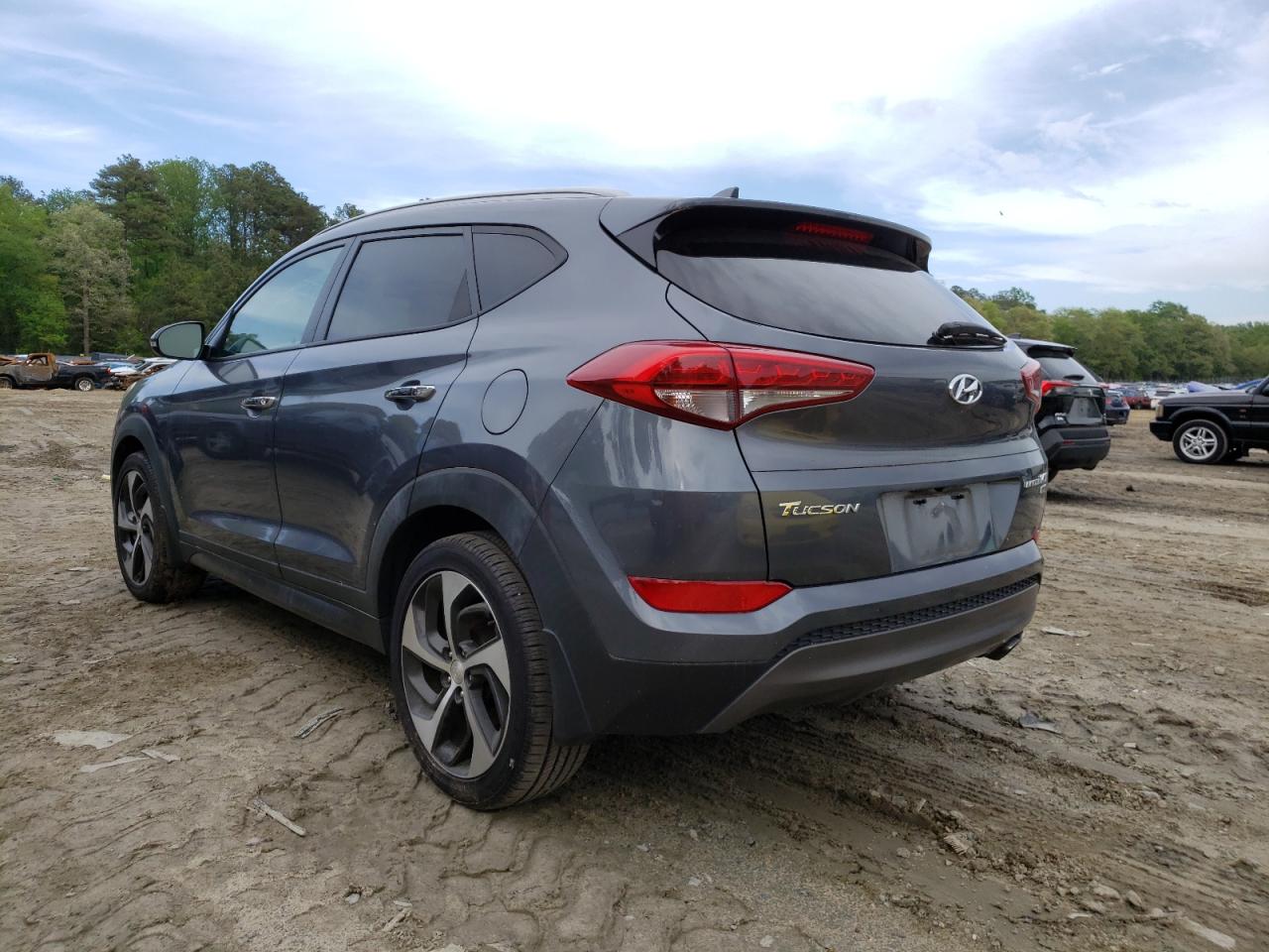 Photo 3 from auction – 2016 HYUNDAI TUCSON LIM with VIN KM8J3CA27GU062958