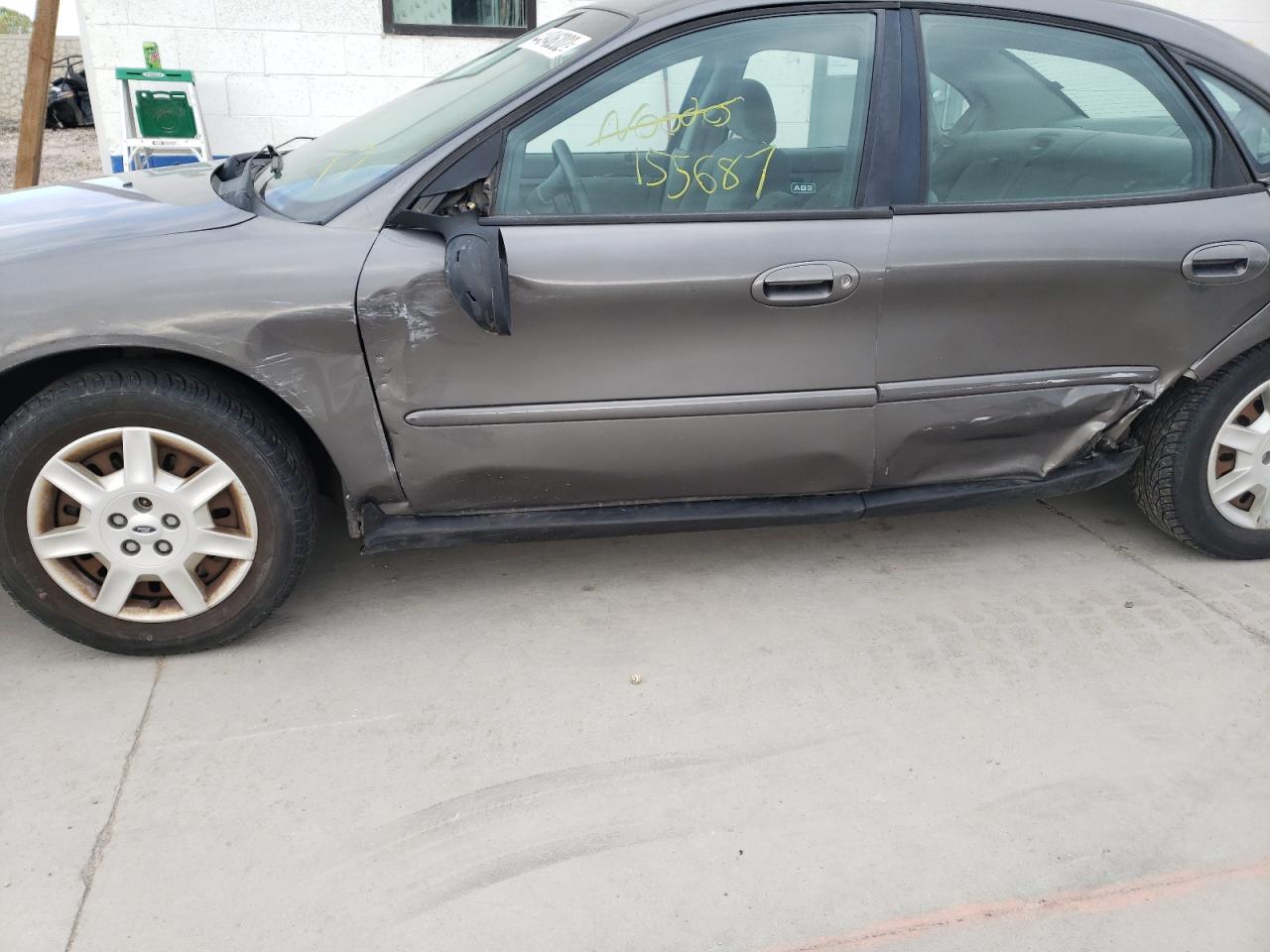 Photo 9 from auction – 2005 FORD TAURUS SE with VIN 1FAHP53U15A248808