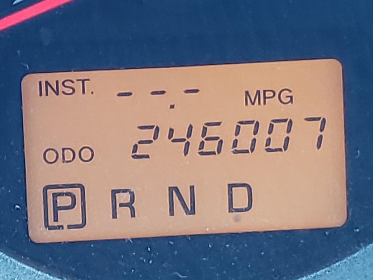 Photo 8 from auction – 2009 TOYOTA RAV4 with VIN JTMBF33V495004679