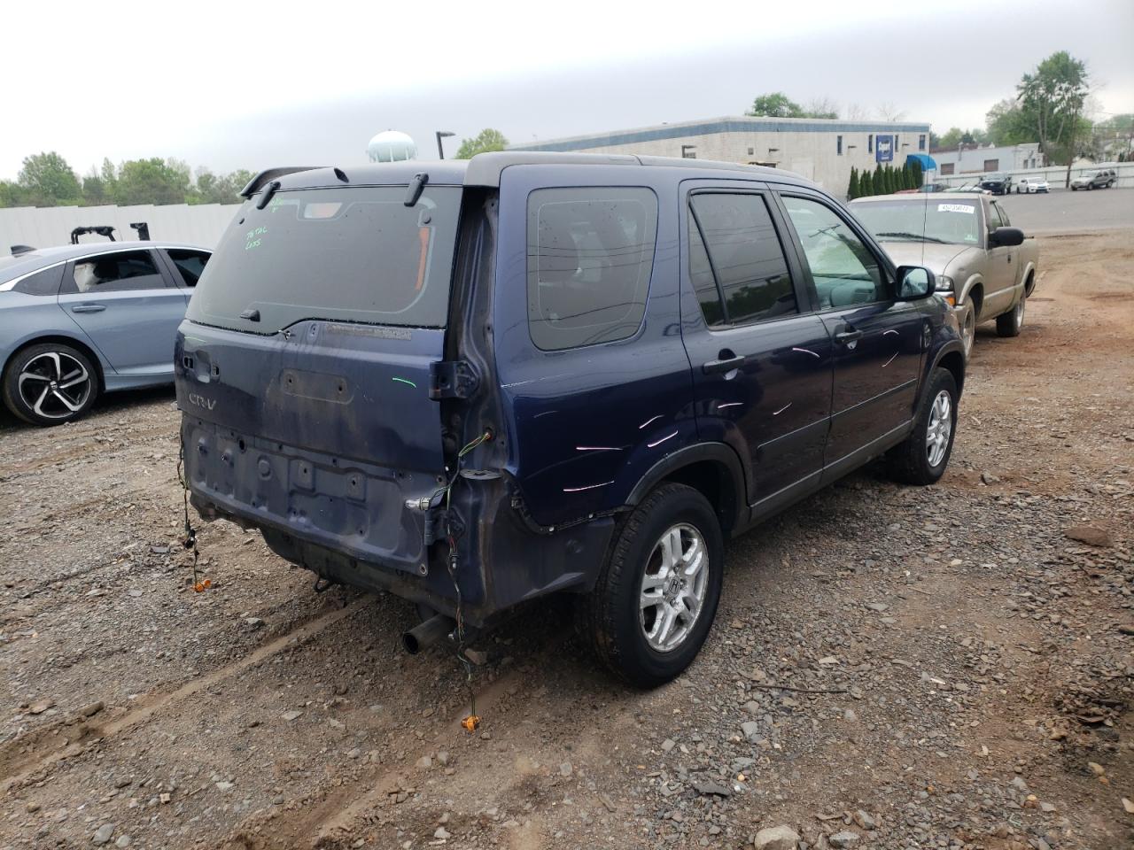 Photo 4 from auction – 2004 HONDA CR-V LX with VIN SHSRD68484U205331