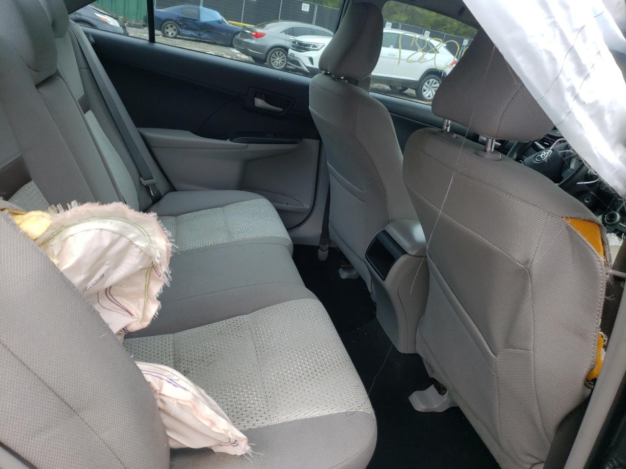 Photo 6 from auction – 2014 TOYOTA CAMRY L with VIN 4T4BF1FK9ER426373