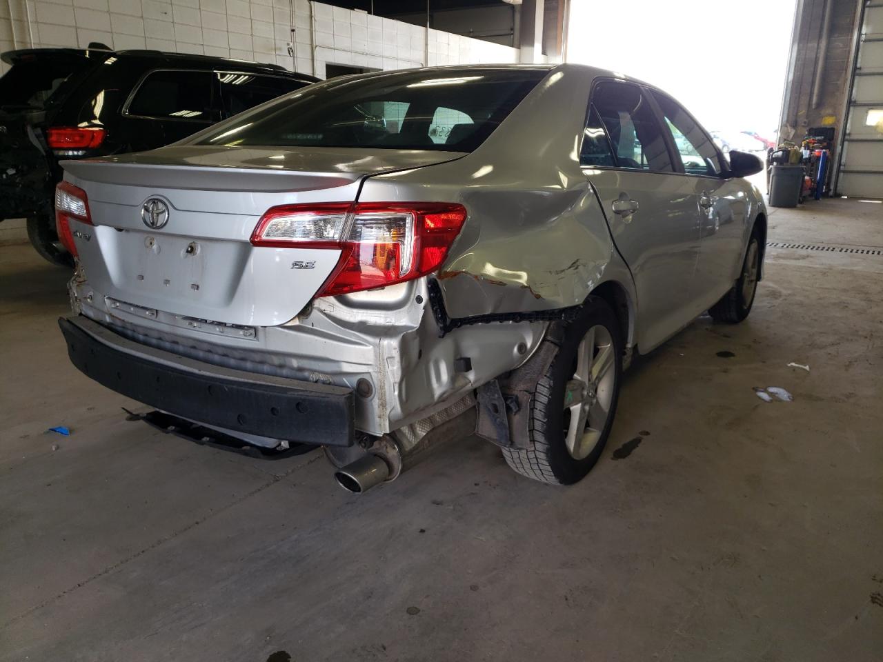 Photo 16 from auction – 2014 TOYOTA CAMRY L with VIN 4T1BF1FK7EU424180