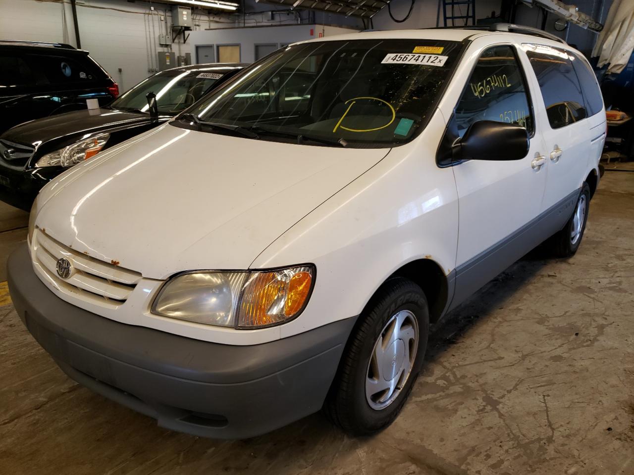Photo 2 from auction – 2001 TOYOTA SIENNA LE with VIN 4T3ZF13C01U366071