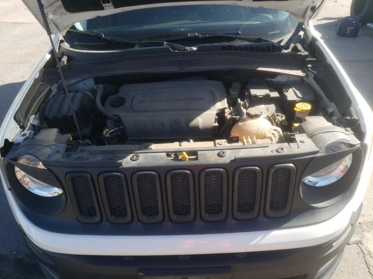 Photo 7 from auction – 2016 JEEP RENEGADE L with VIN ZACCJBBT2GPC64788