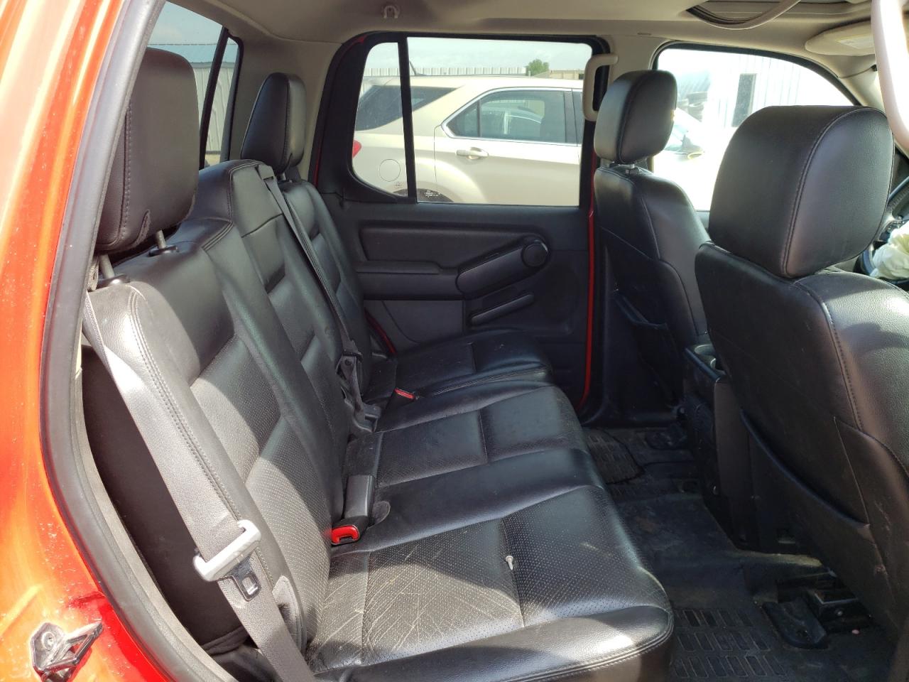 Photo 6 from auction – 2008 FORD EXPLORER S with VIN 1FMEU338X8UA78587