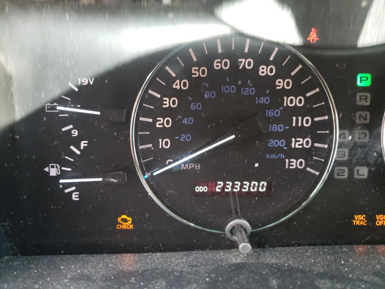 Photo 8 from auction – 2006 LEXUS LX 470 with VIN JTJHT00WX64013089