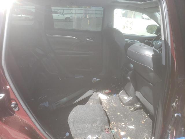 Foto 6 de la subasta – 2019 TOYOTA HIGHLANDER con VIN 5TDDGRFH0KS061377