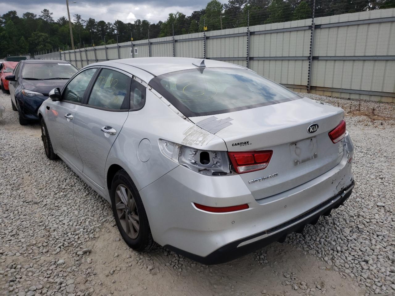 Photo 3 from auction – 2019 KIA OPTIMA with VIN 5XXGT4L34KG291509