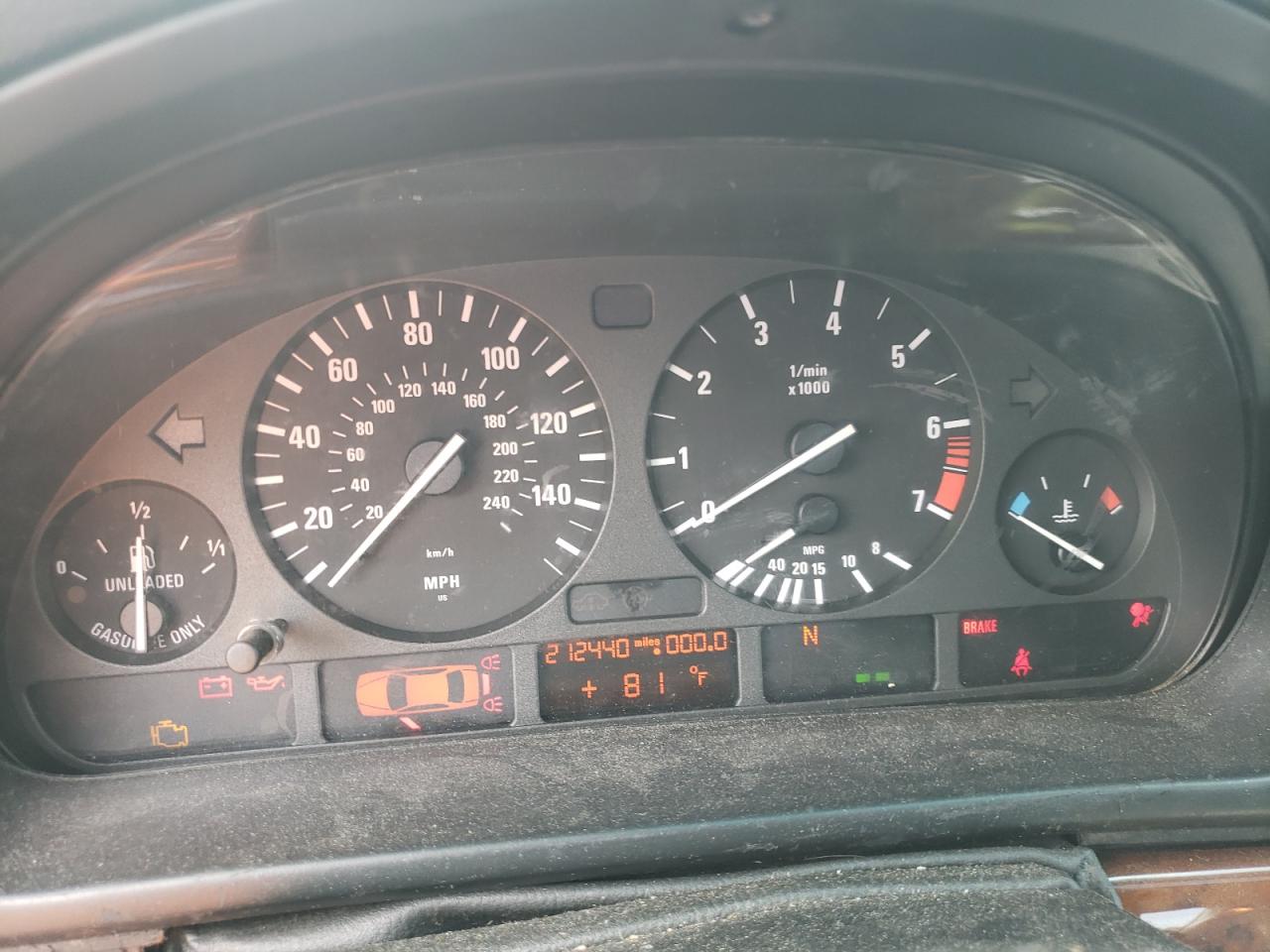 Photo 8 from auction – 2000 BMW 528 I AUTO with VIN WBADM6347YGU13069