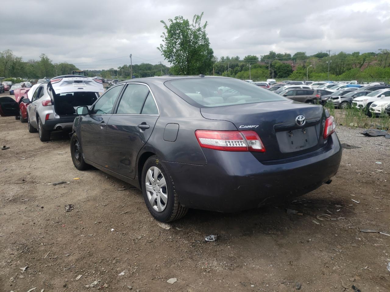 Photo 3 from auction – 2011 TOYOTA CAMRY BASE with VIN 4T1BF3EK4BU159162