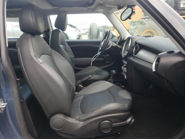 Photo 5 from auction – 2009 MINI COOPER with VIN WMWMF335X9TW76716