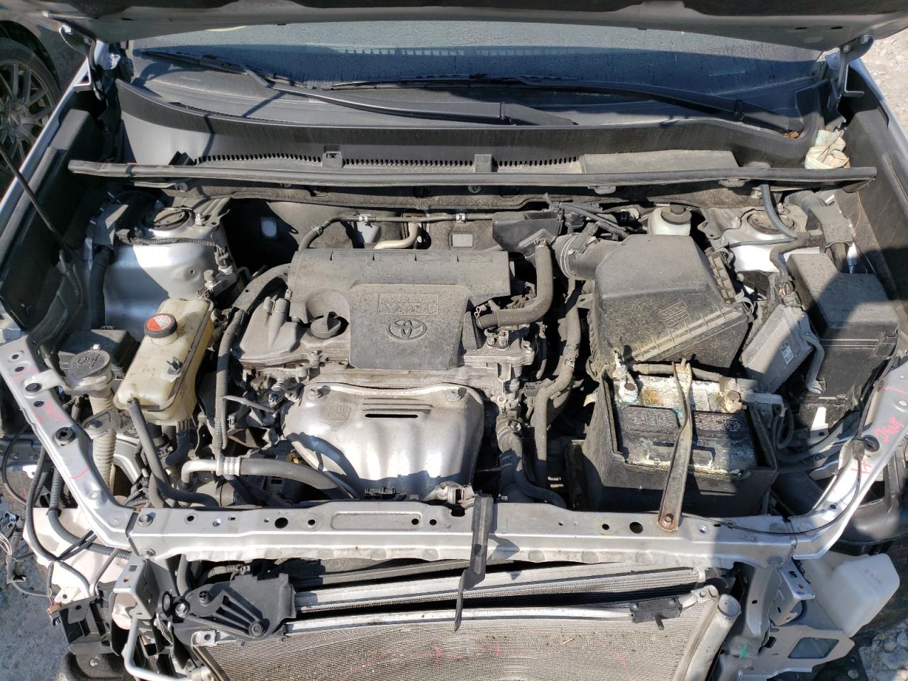 Photo 7 from auction – 2015 TOYOTA RAV4 LE with VIN JTMZFREV6FD074085