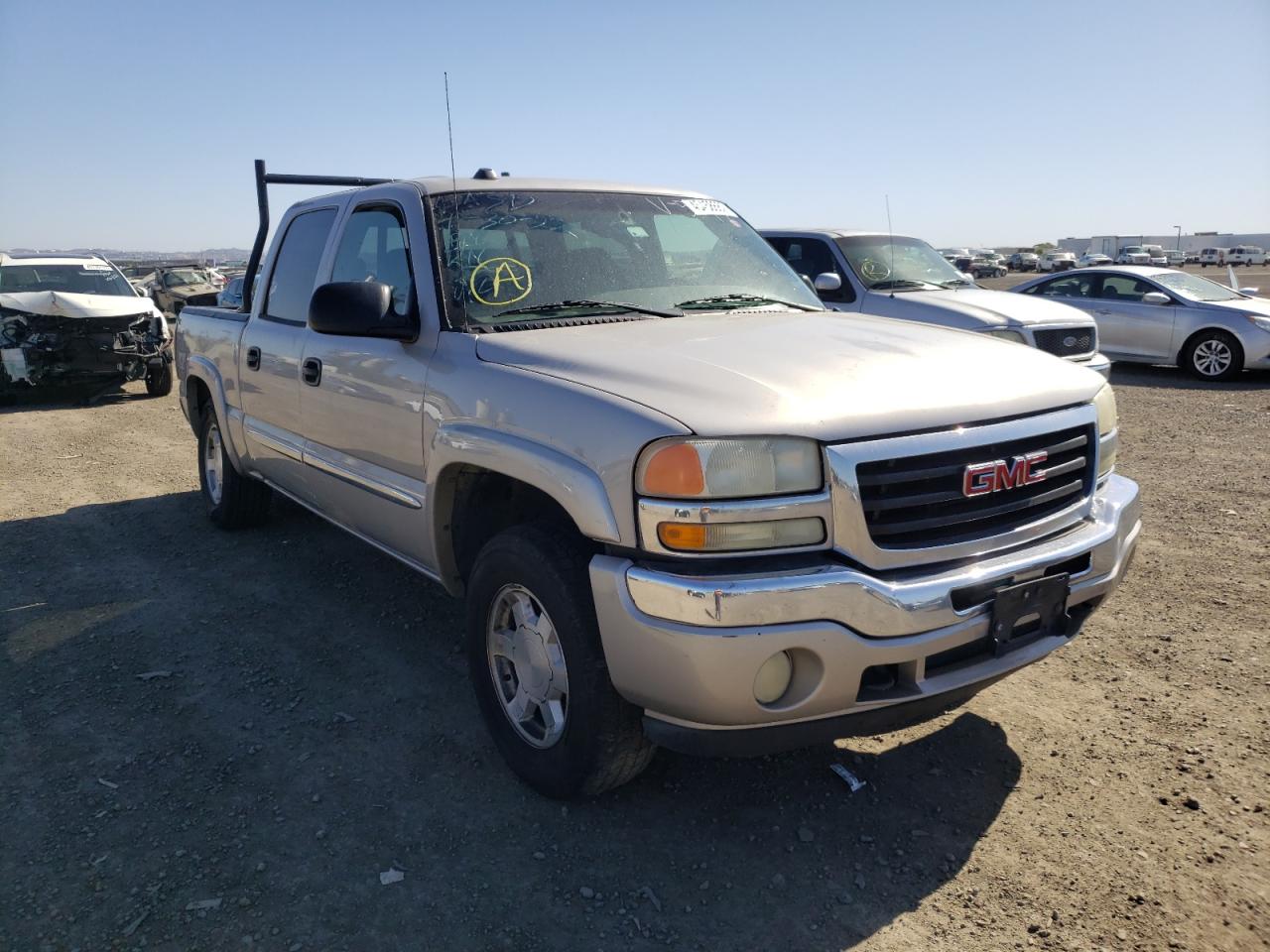 GMC NEW SIERRA 2005 with VIN 2GTEK13T351295747 - Photo from auction