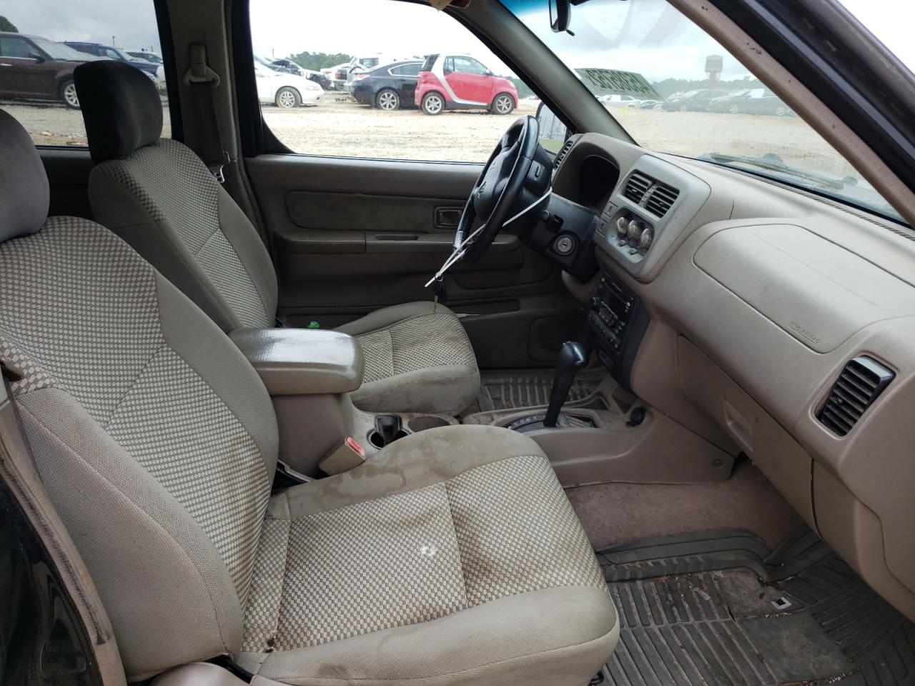 Photo 5 from auction – 2001 NISSAN FRONTIER C with VIN 1N6ED27T91C375128