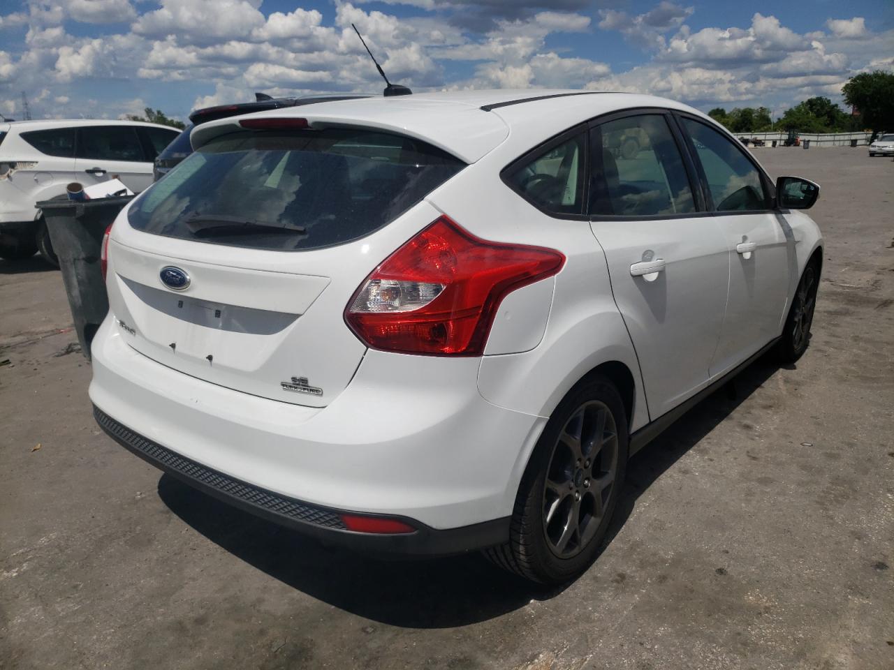 Photo 4 from auction – 2013 FORD FOCUS SE with VIN 1FADP3K22DL267647