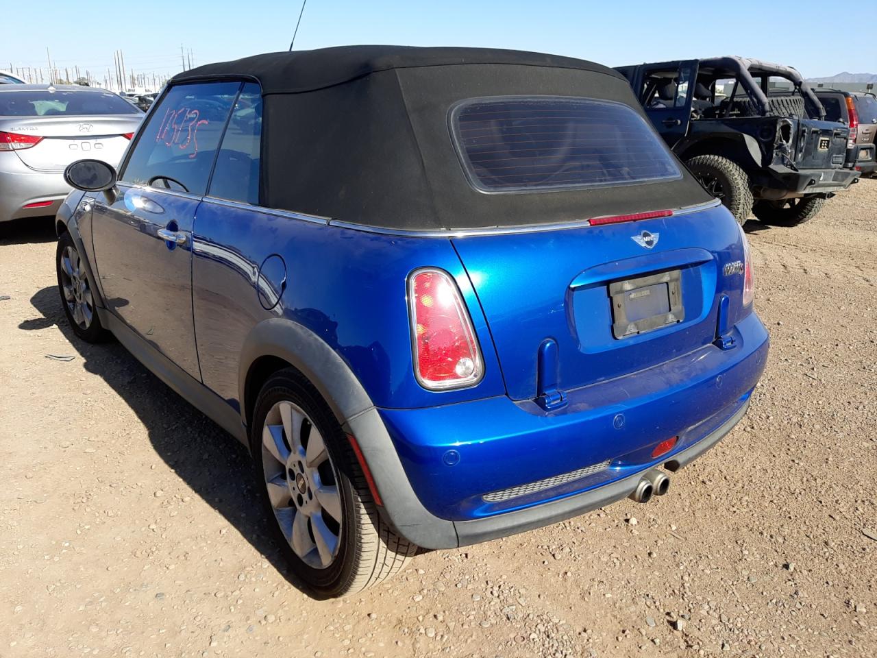 Photo 3 from auction – 2005 MINI COOPER S with VIN WMWRH335X5TK56142