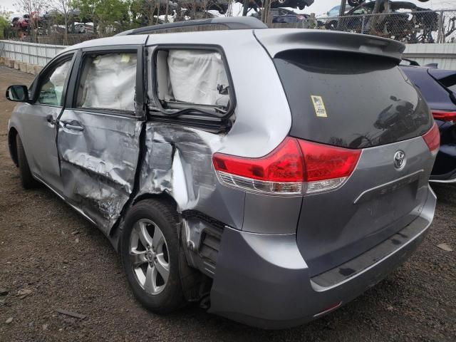 Photo 3 from auction – 2013 TOYOTA SIENNA LE with VIN 5TDKK3DC2DS376775