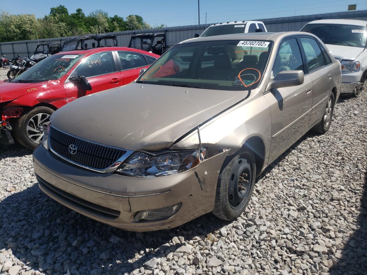 Photo 2 from auction – 2000 TOYOTA AVALON XL with VIN 4T1BF28B5YU099469