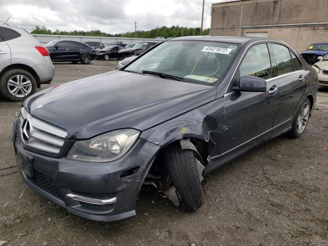 Photo 2 from auction – 2013 MERCEDES-BENZ C-CLASS with VIN WDDGF8AB4DA821975