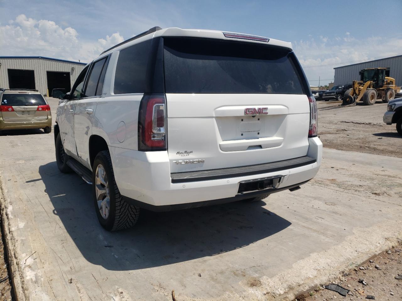 Photo 3 from auction – 2015 GMC YUKON SLT with VIN 1GKS2BKC4FR224029