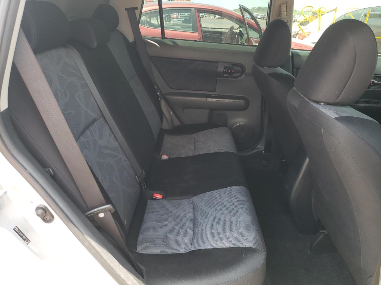 Photo 6 from auction – 2011 TOYOTA SCION XB with VIN JTLZE4FEXB1120733
