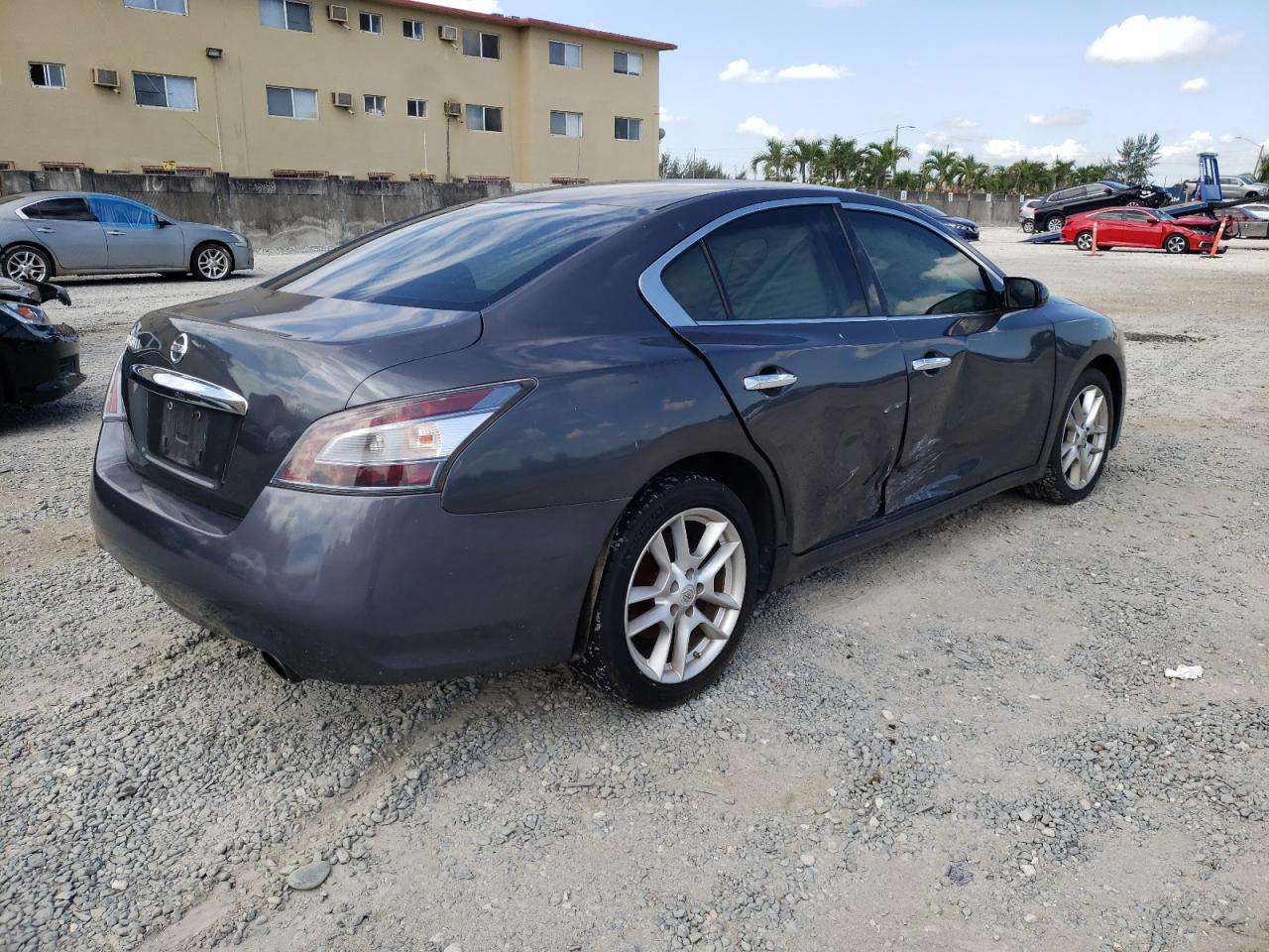 Photo 4 from auction – 2012 NISSAN MAXIMA S with VIN 1N4AA5AP2CC822933