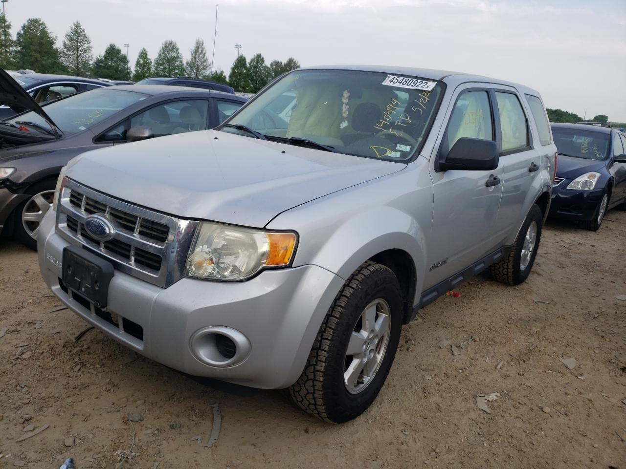 Photo 2 from auction – 2008 FORD ESCAPE XLS with VIN 1FMCU02Z28KB26370