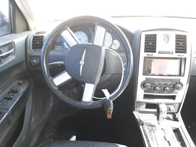 Photo 9 from auction – 2010 CHRYSLER 300 TOURIN with VIN 2C3CA5CV7AH265868
