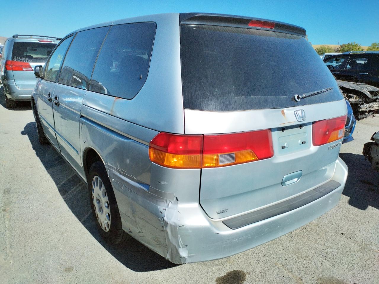 Photo 3 from auction – 2002 HONDA ODYSSEY LX with VIN 2HKRL18552H586642