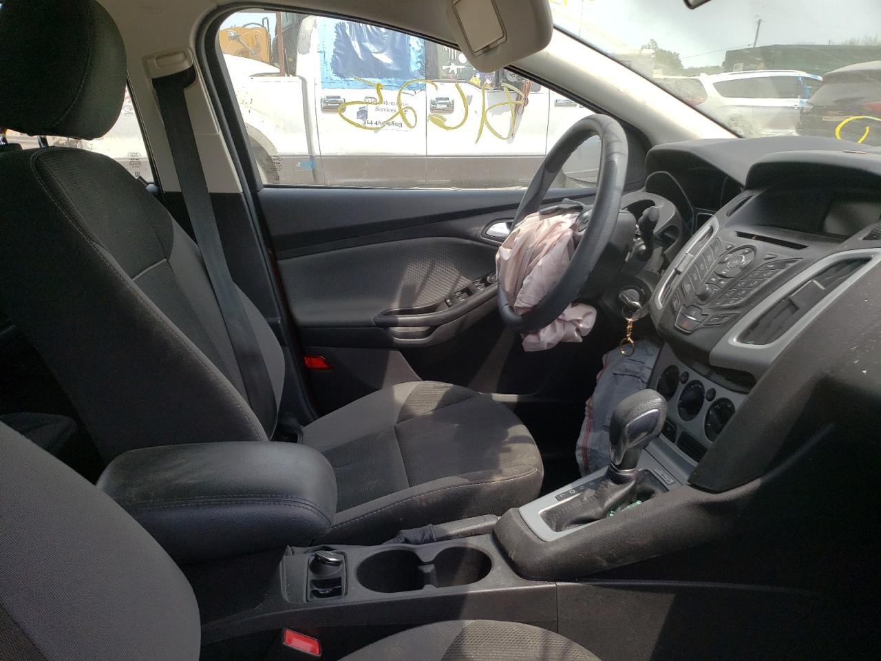 Photo 5 from auction – 2014 FORD FOCUS SE with VIN 1FADP3F20EL381397
