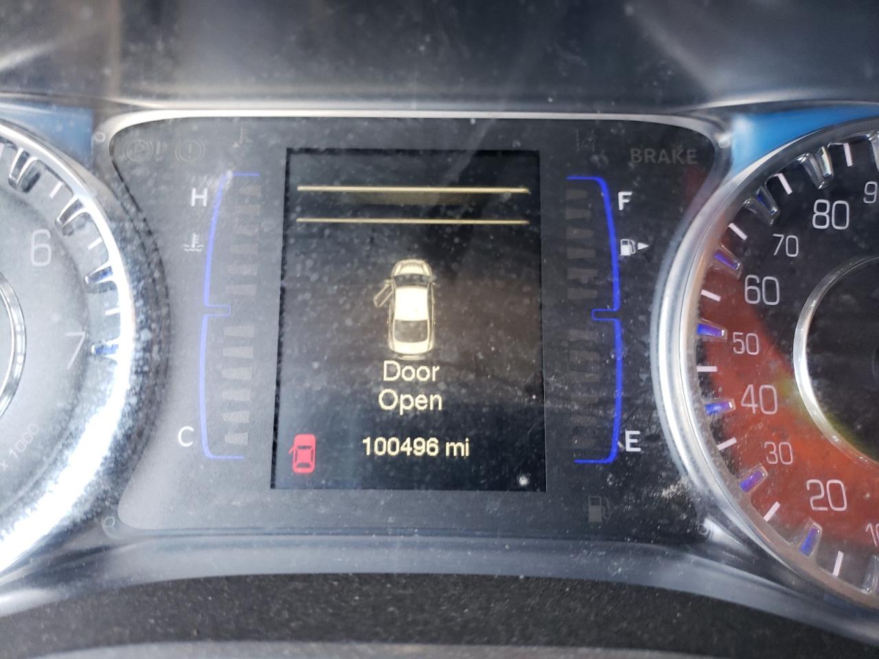 Photo 8 from auction – 2016 CHRYSLER 200 LIMITE with VIN 1C3CCCAB4GN128054