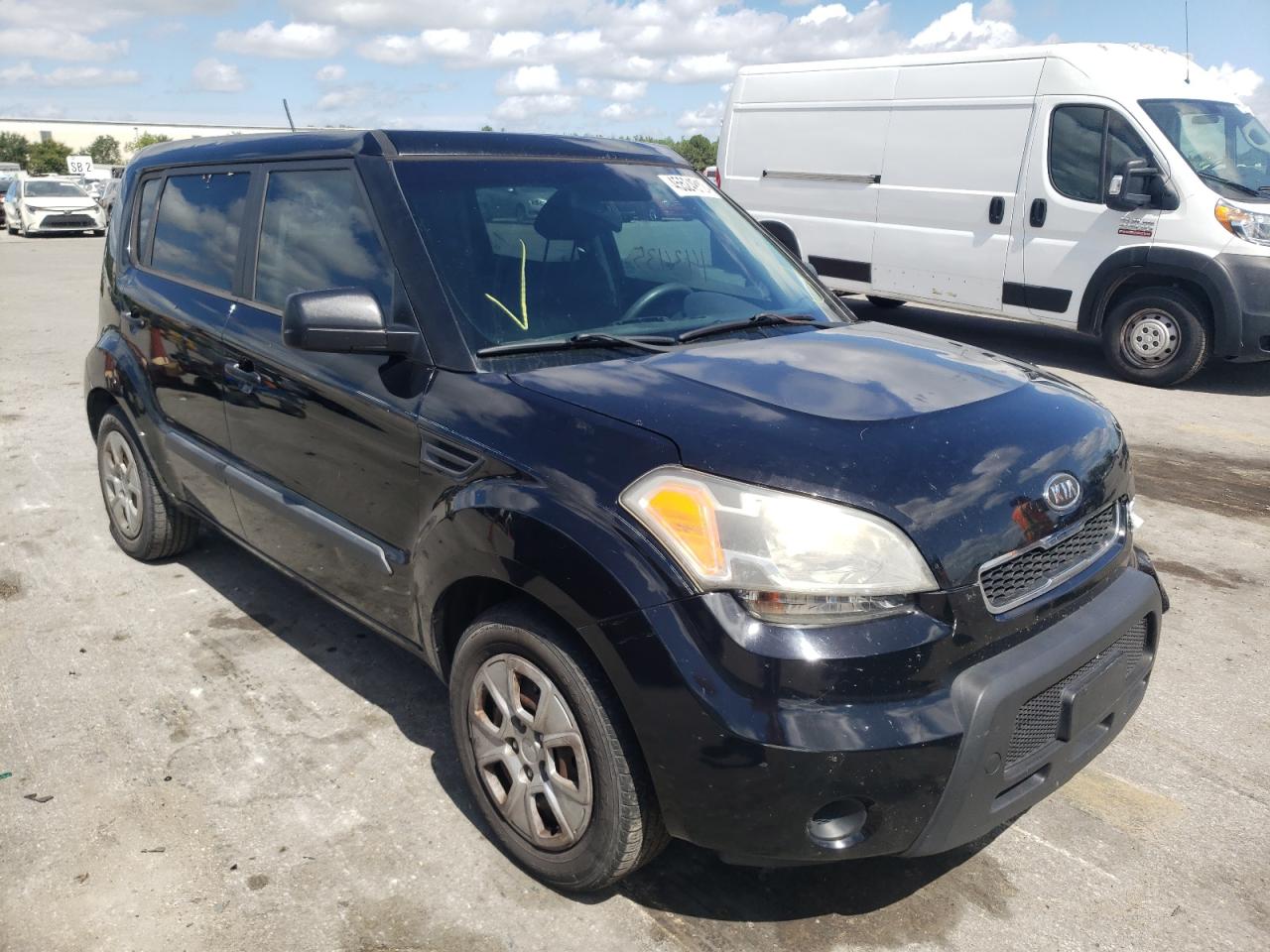 KIA SOUL 2011 with VIN KNDJT2A18B7230992 - Photo from auction
