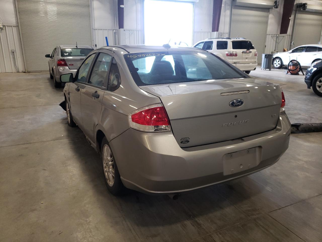 Photo 3 from auction – 2008 FORD FOCUS SE with VIN 1FAHP35N38W256152