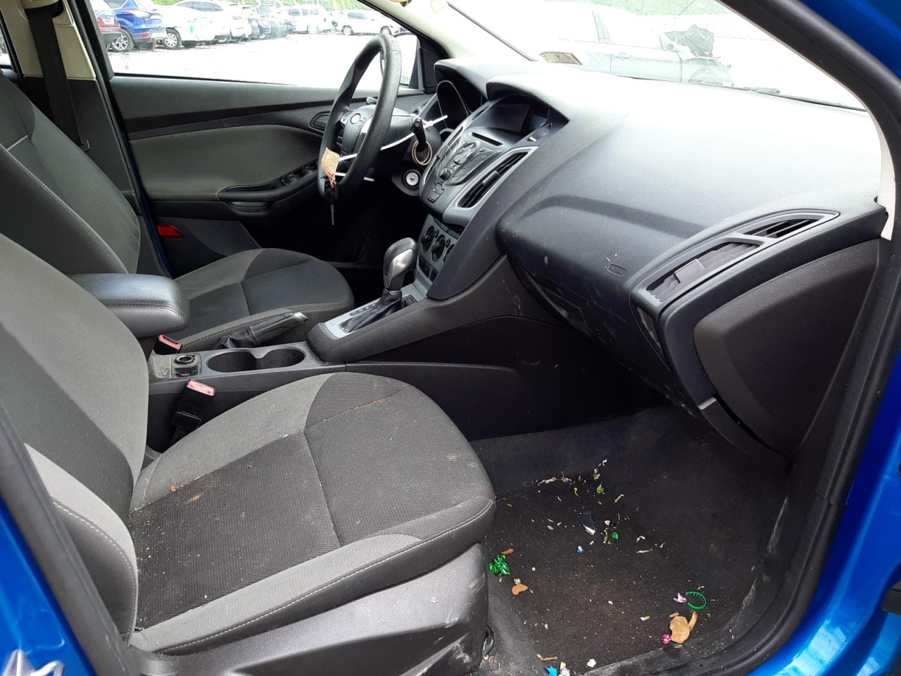 Photo 5 from auction – 2012 FORD FOCUS SE with VIN 1FAHP3K20CL243007
