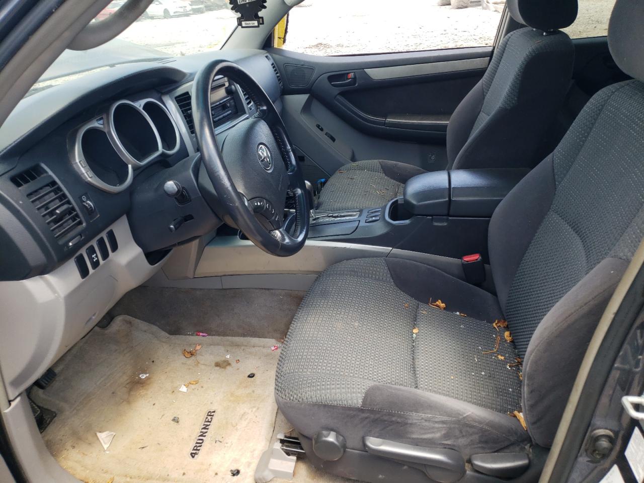صورة رقم 5 من المزاد - 2003 TOYOTA 4RUNNER SR مع VIN JTEBU14R930010022