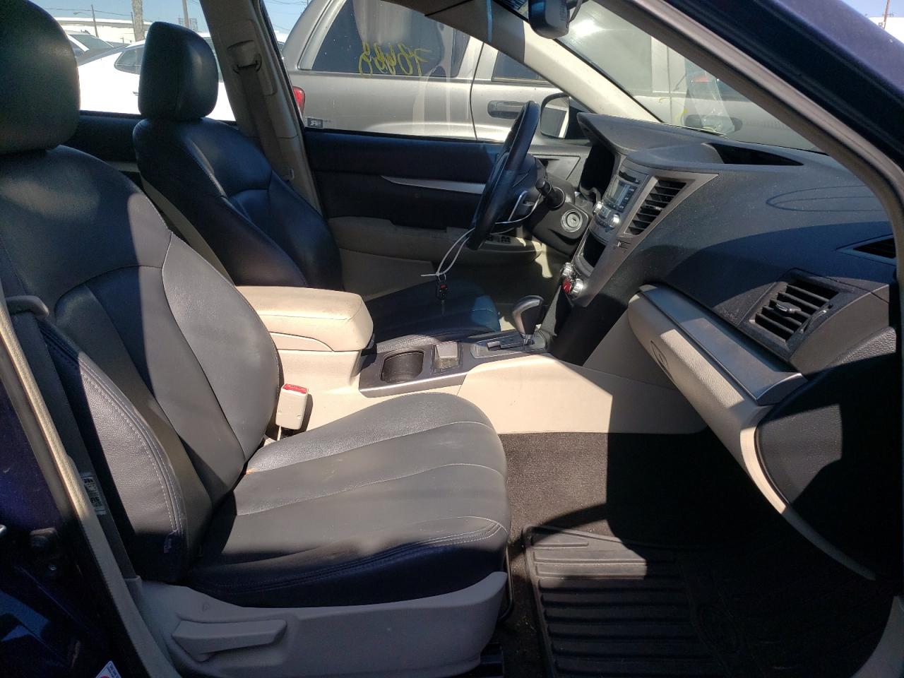 Снимка 5 от търг – 2014 SUBARU OUTBACK 2. с VIN 4S4BRBAC3E3271090