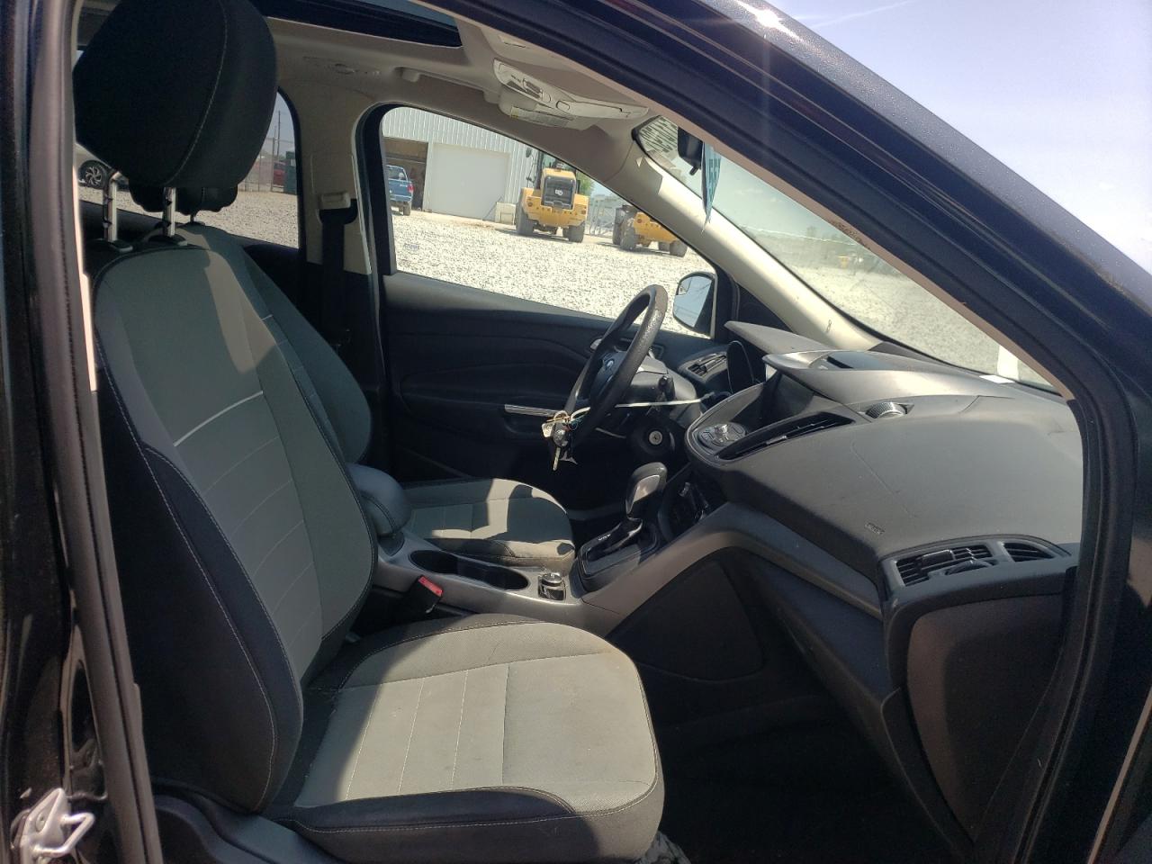 Photo 5 from auction – 2014 FORD ESCAPE SE with VIN 1FMCU0GX6EUC46938