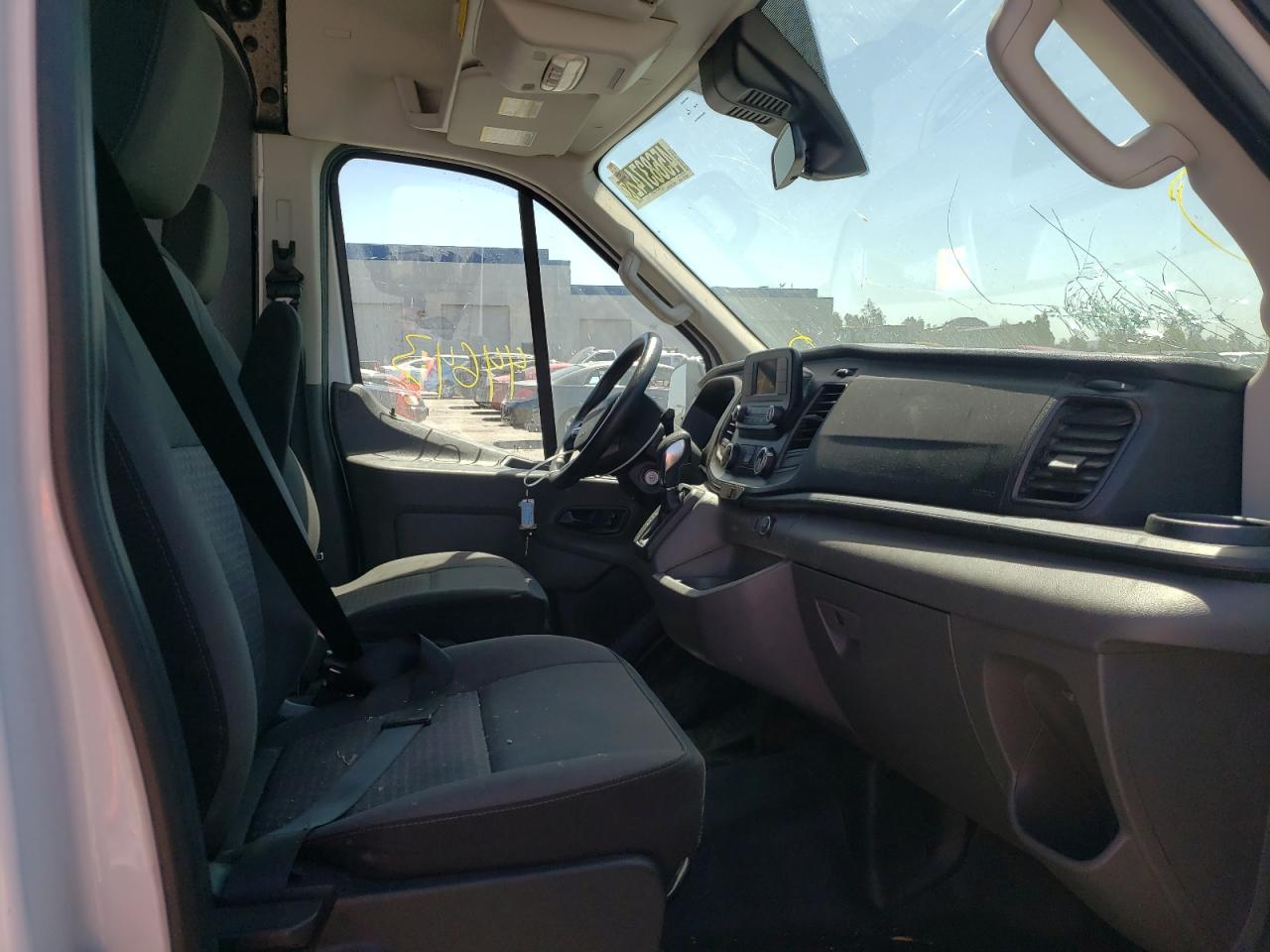 Zdjęcie 5 z aukcji – 2020 FORD TRANSIT T- z VIN 1FTBR2C85LKA09393