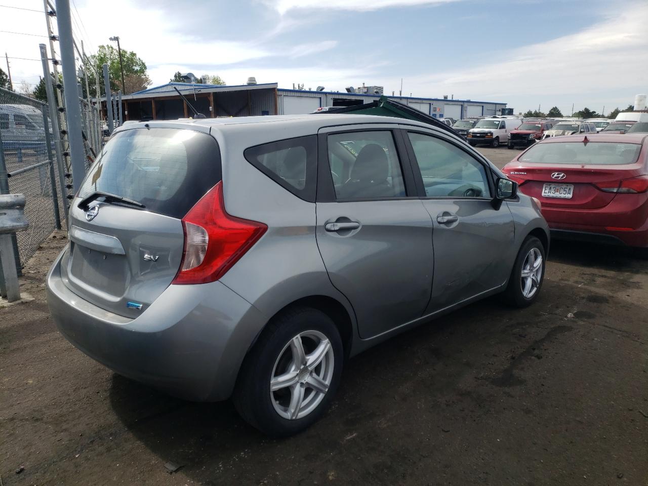Photo 4 from auction – 2015 NISSAN VERSA NOTE with VIN 3N1CE2CP7FL421909