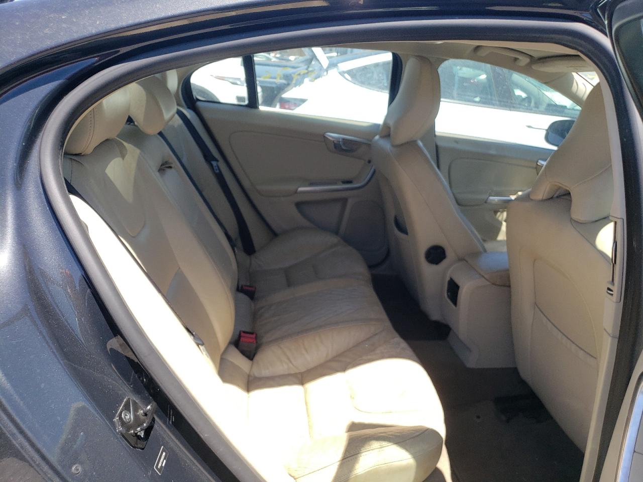 Photo 6 from auction – 2012 VOLVO S60 T5 with VIN YV1622FS9C2052996