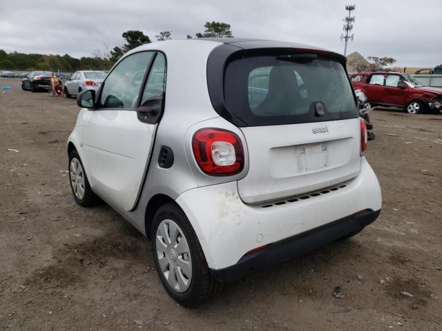 Photo 3 from auction – 2016 SMART FORTWO with VIN WMEFJ5DA6GK124281