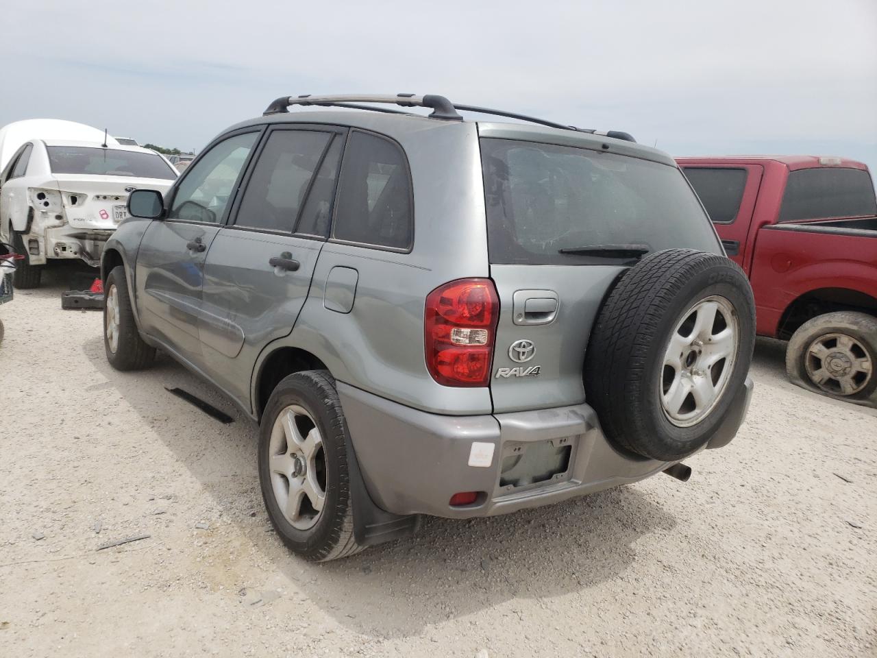 Photo 3 from auction – 2005 TOYOTA RAV4 with VIN JTEGD20V950084252