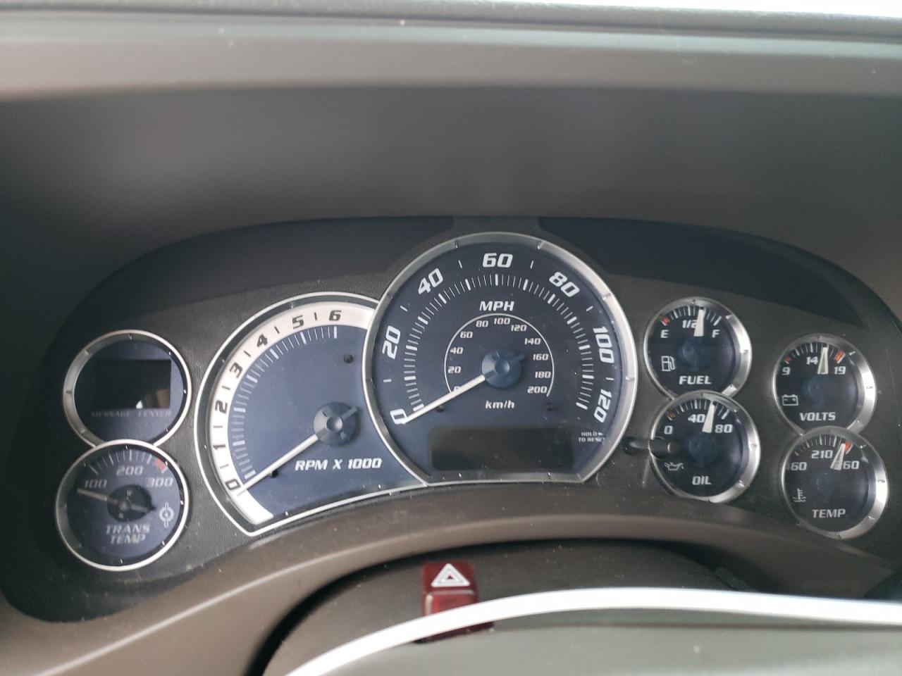 Photo 8 from auction – 2002 CADILLAC ESCALADE L with VIN 1GYEC63T82R159914