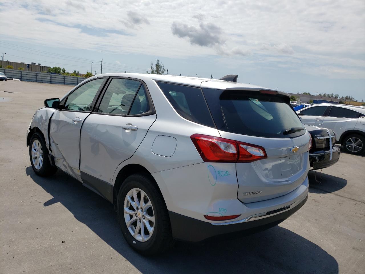 Photo 3 from auction – 2018 CHEVROLET EQUINOX LS with VIN 2GNAXHEV6J6119867