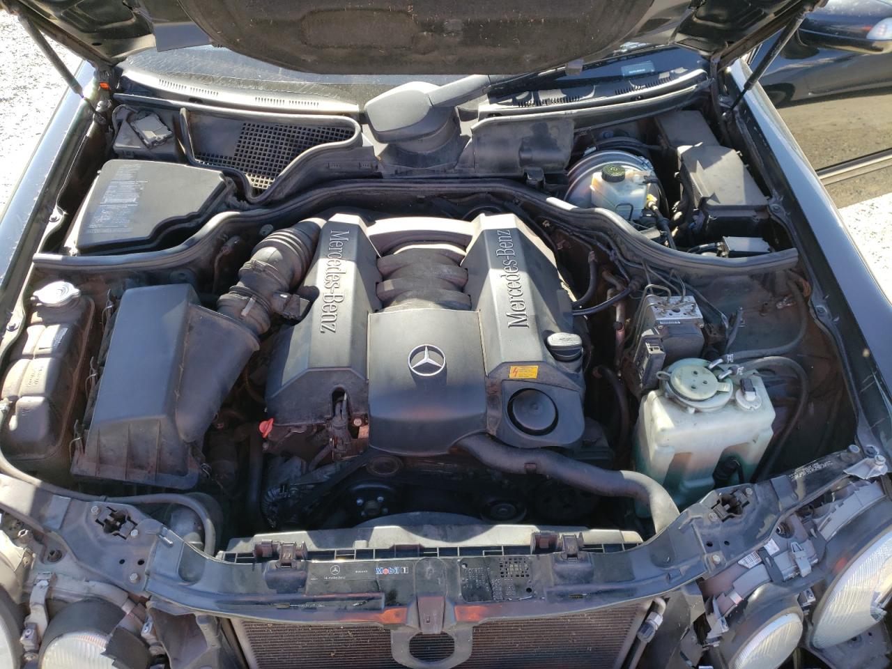 Photo 7 from auction – 2002 MERCEDES-BENZ E 320 with VIN WDBJF65J82B493438