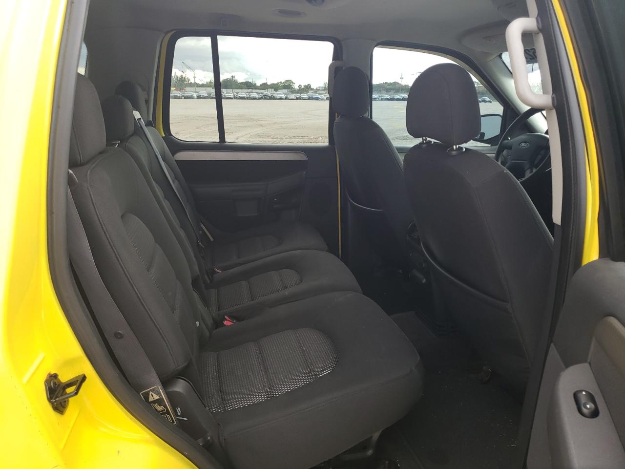 Photo 17 from auction – 2003 FORD EXPLORER X with VIN 1FMZU63K23UA68806