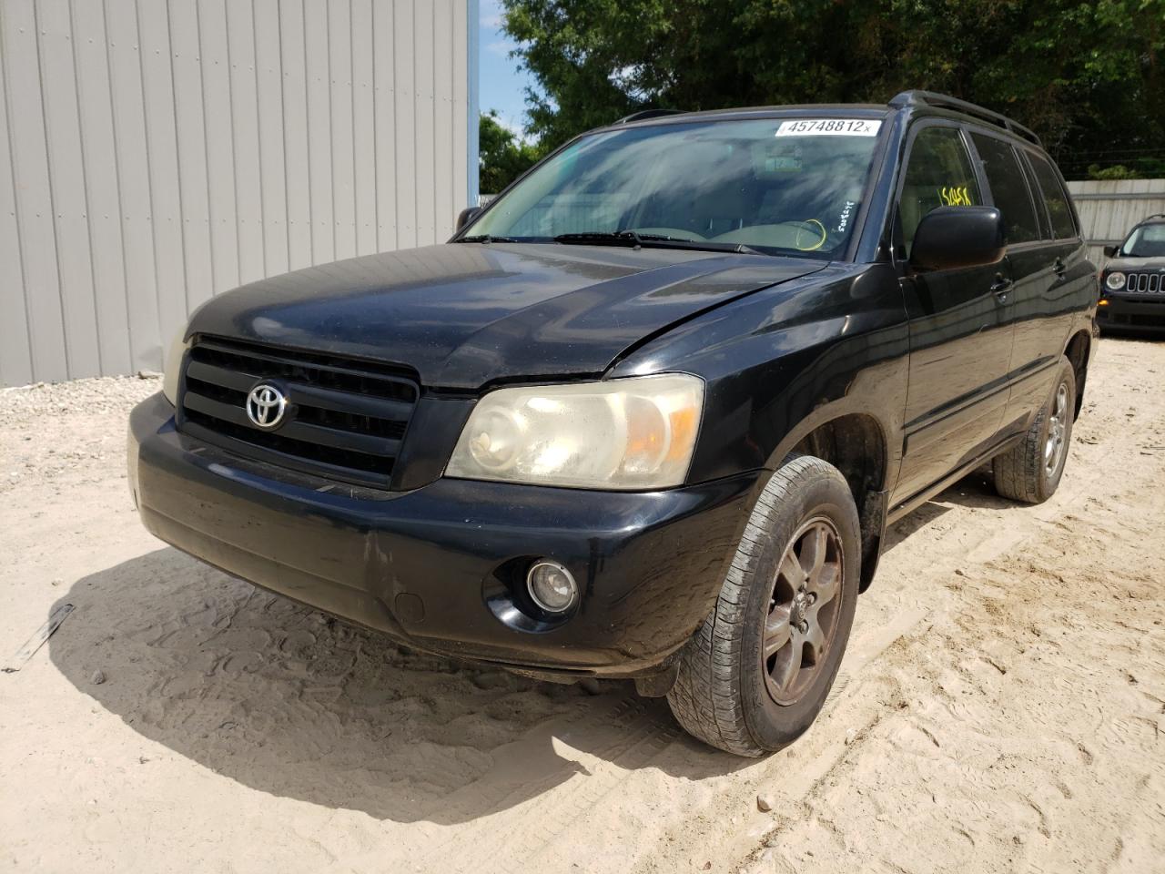Photo 2 from auction – 2005 TOYOTA HIGHLANDER with VIN JTEEP21A550113675