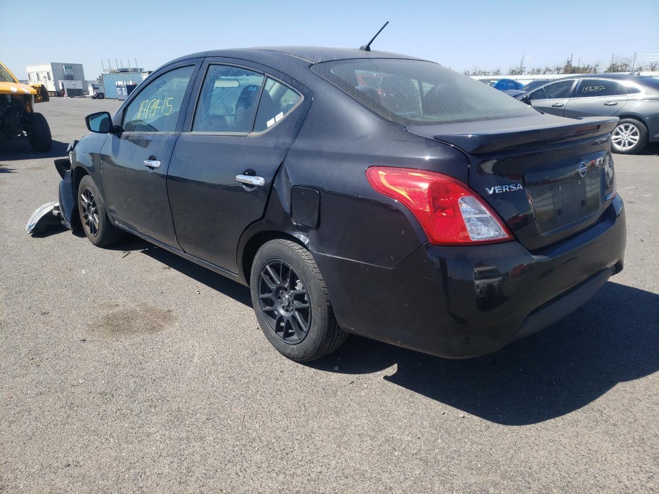 Photo 3 from auction – 2015 NISSAN VERSA S with VIN 3N1CN7AP3FL815035