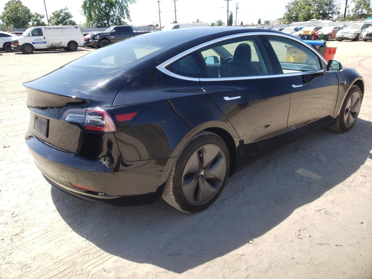 Photo 4 from auction – 2020 TESLA MODEL 3 with VIN 5YJ3E1EA2LF611305