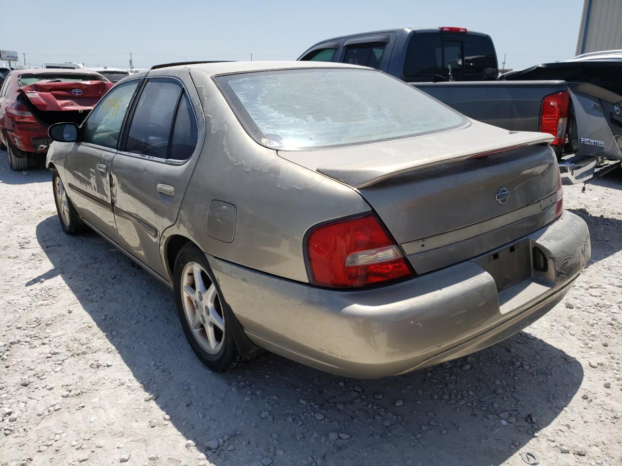 Photo 3 from auction – 2001 NISSAN ALTIMA XE with VIN 1N4DL01D61C143390
